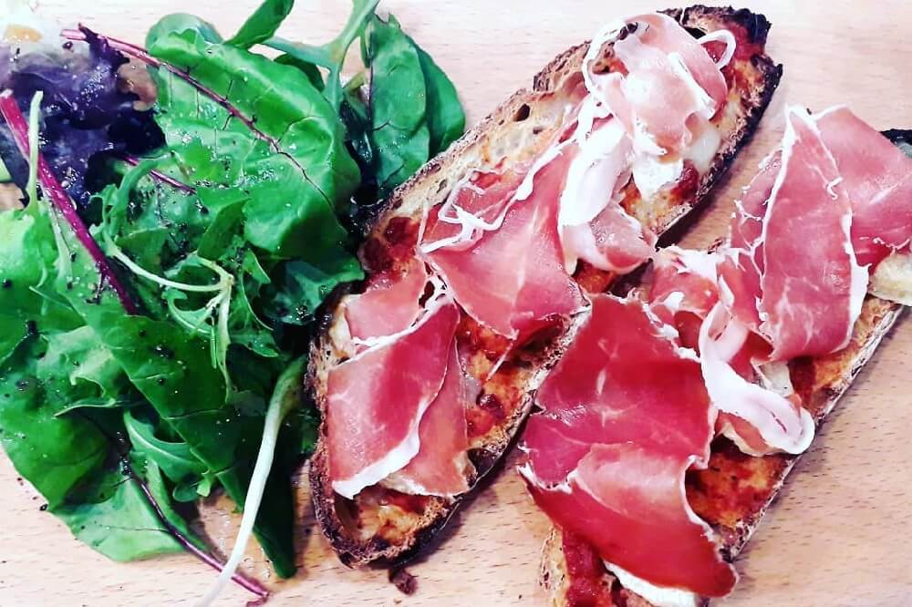 bruschetta-italienne-le-comptoir-authentique-cantine-sarlat