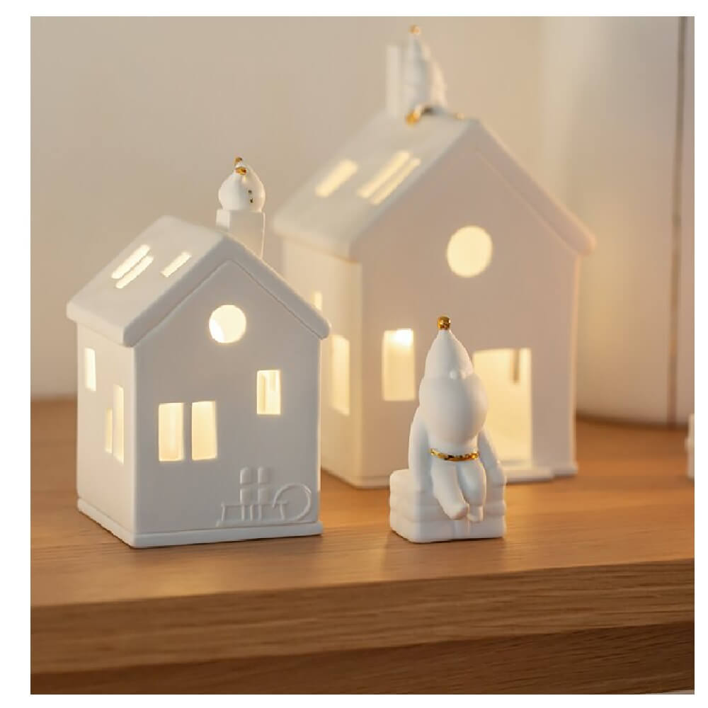 Figurine PERE NOEL assis sur un cadeau en porcelaine - Rader – Image 2